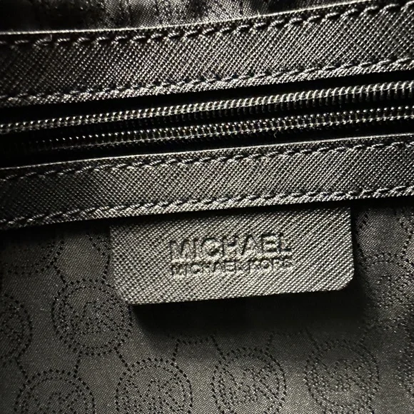 Michael Kors Purse - Picture 7 of 7